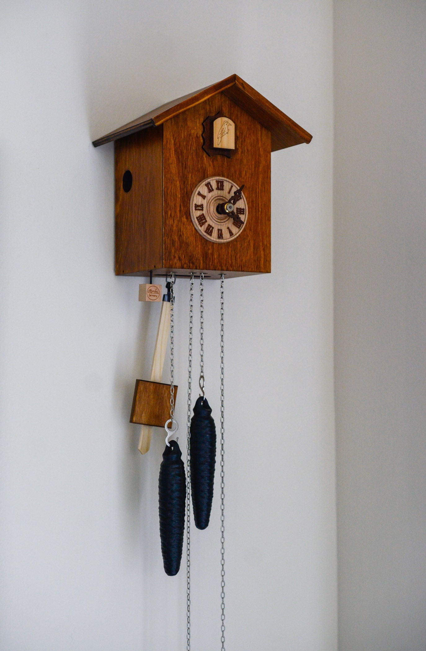 Rustic Black Forest Cuckoo Clock, Handmade Cuckoo Clock with clock hands, German Cuckoo Clock, Traditional Cuckoo Clock, Rustic Cuckoo Clock